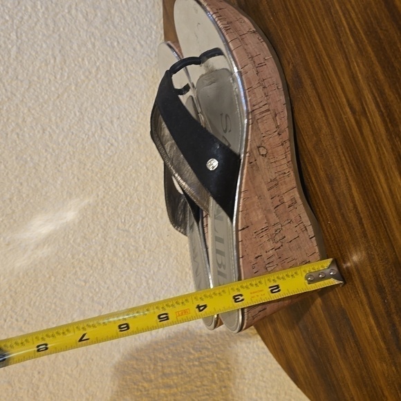 Sam & Libby Womens Black tong cork platform Wedge Sandals Silver CUTE! Sz.7 - Picture 11 of 13